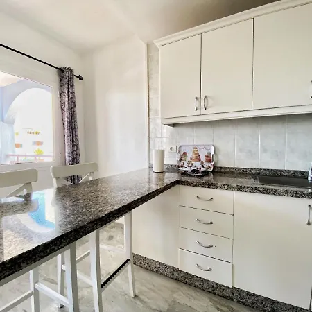 Los Cristianos Dinastia Apartment *